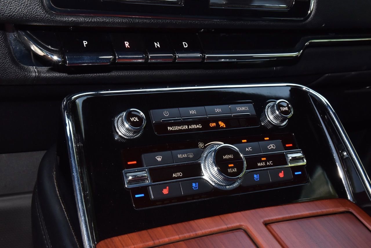 Used 2021 Lincoln Navigator Reserve w/ Luxury Package image 31