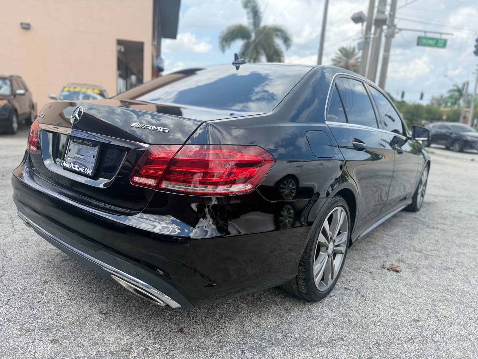 Used 2014 Mercedes-Benz E 350 Sedan w/ Premium 1 Package image 5