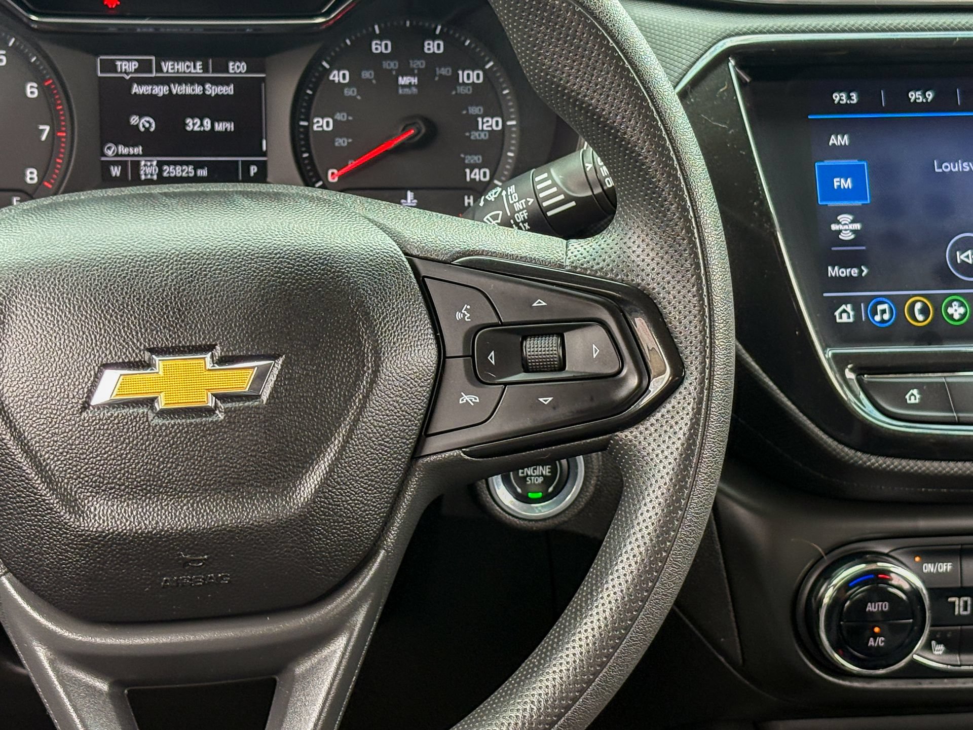 Used 2023 Chevrolet TrailBlazer LT w/ Convenience Package AWD/4WD image 19