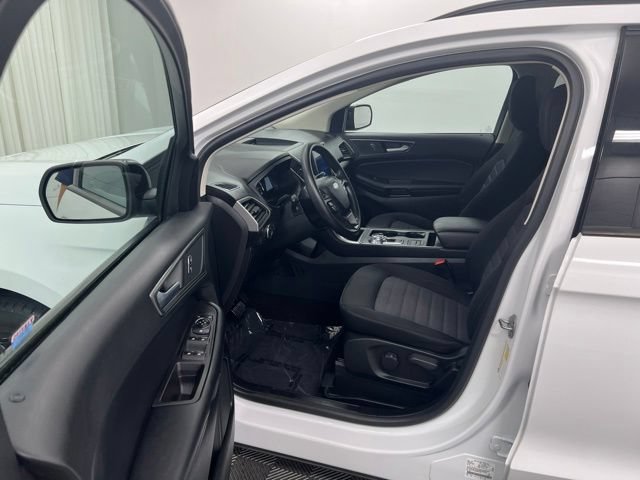 Used 2022 Ford Edge SE w/ Black Appearance Package AWD/4WD image 12