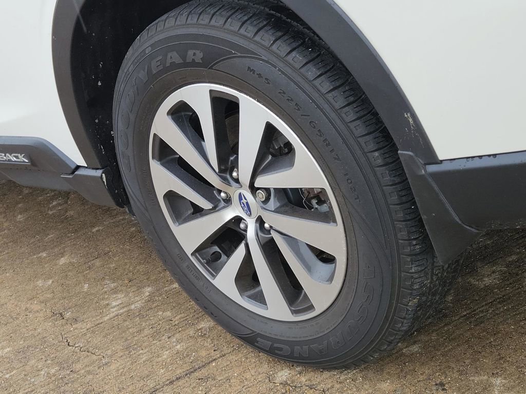 Used 2021 Subaru Outback Premium AWD/4WD image 7
