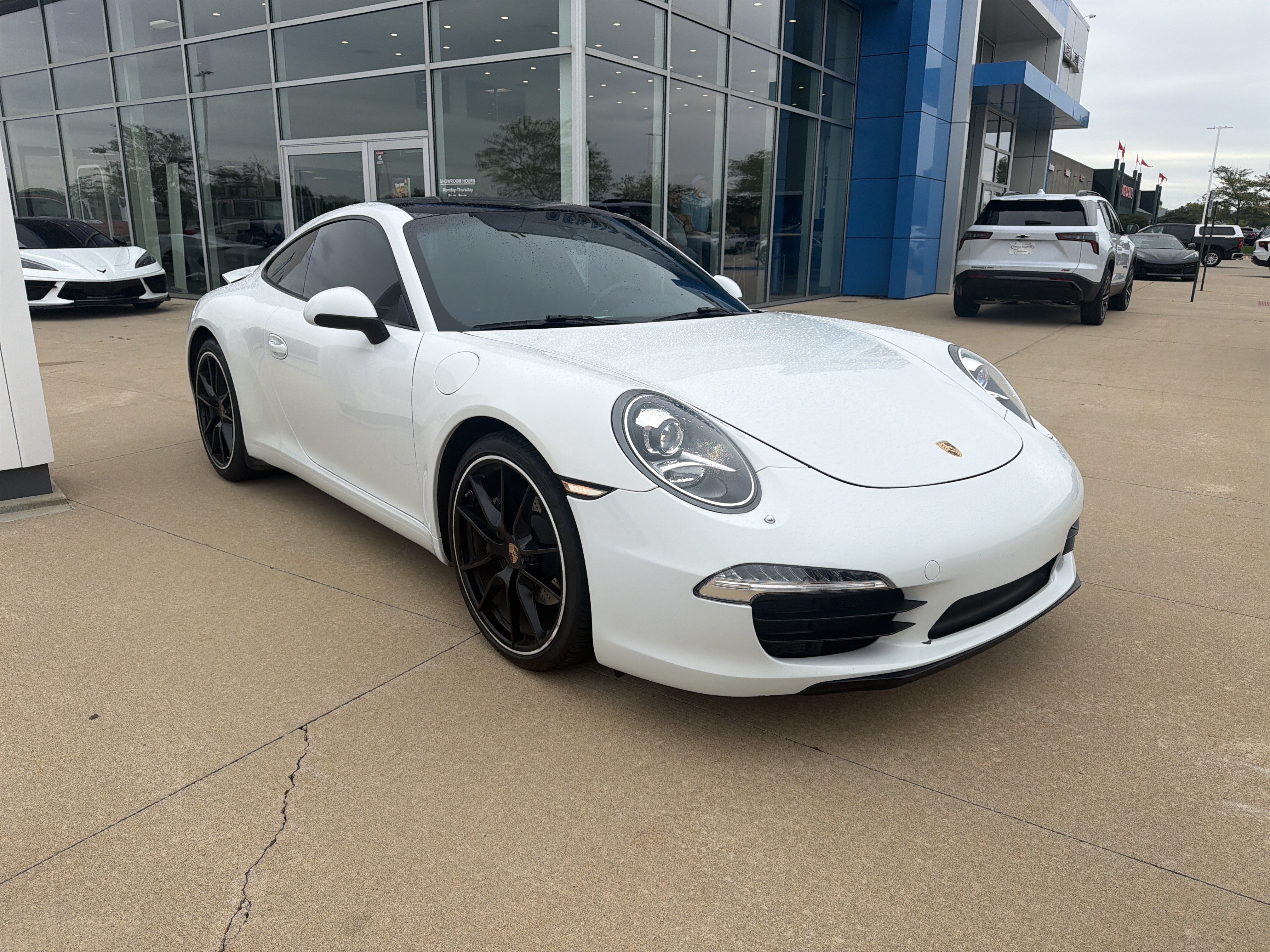 Used 2014 Porsche 911 Carrera RWD image 3