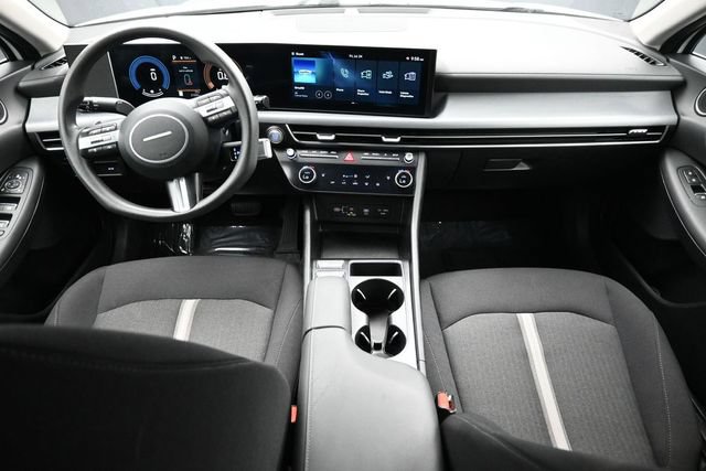 Used 2025 Hyundai Sonata SEL FWD image 16