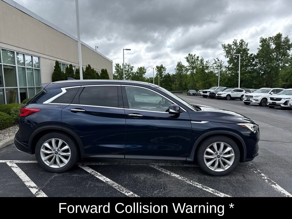 Used 2019 INFINITI QX50 Essential w/ Premium Heat Package AWD/4WD image 6