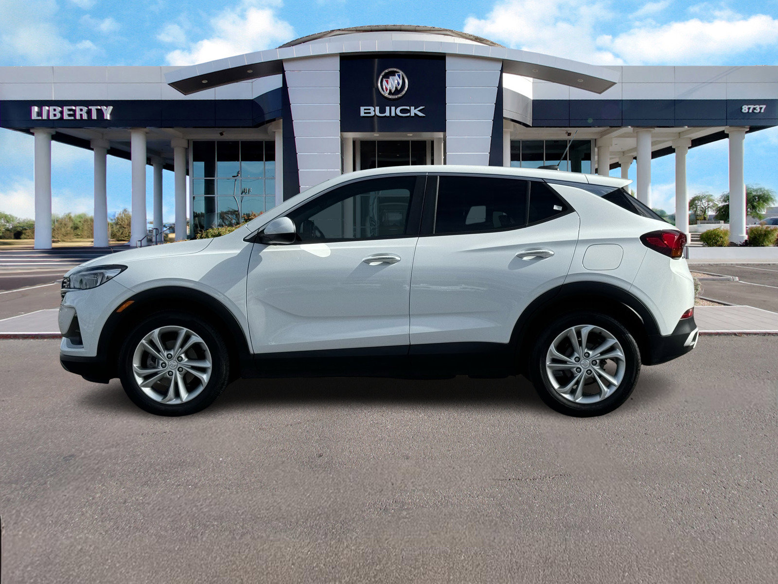 Used 2023 Buick Encore GX Preferred w/ Cold Weather Comfort Package image 7