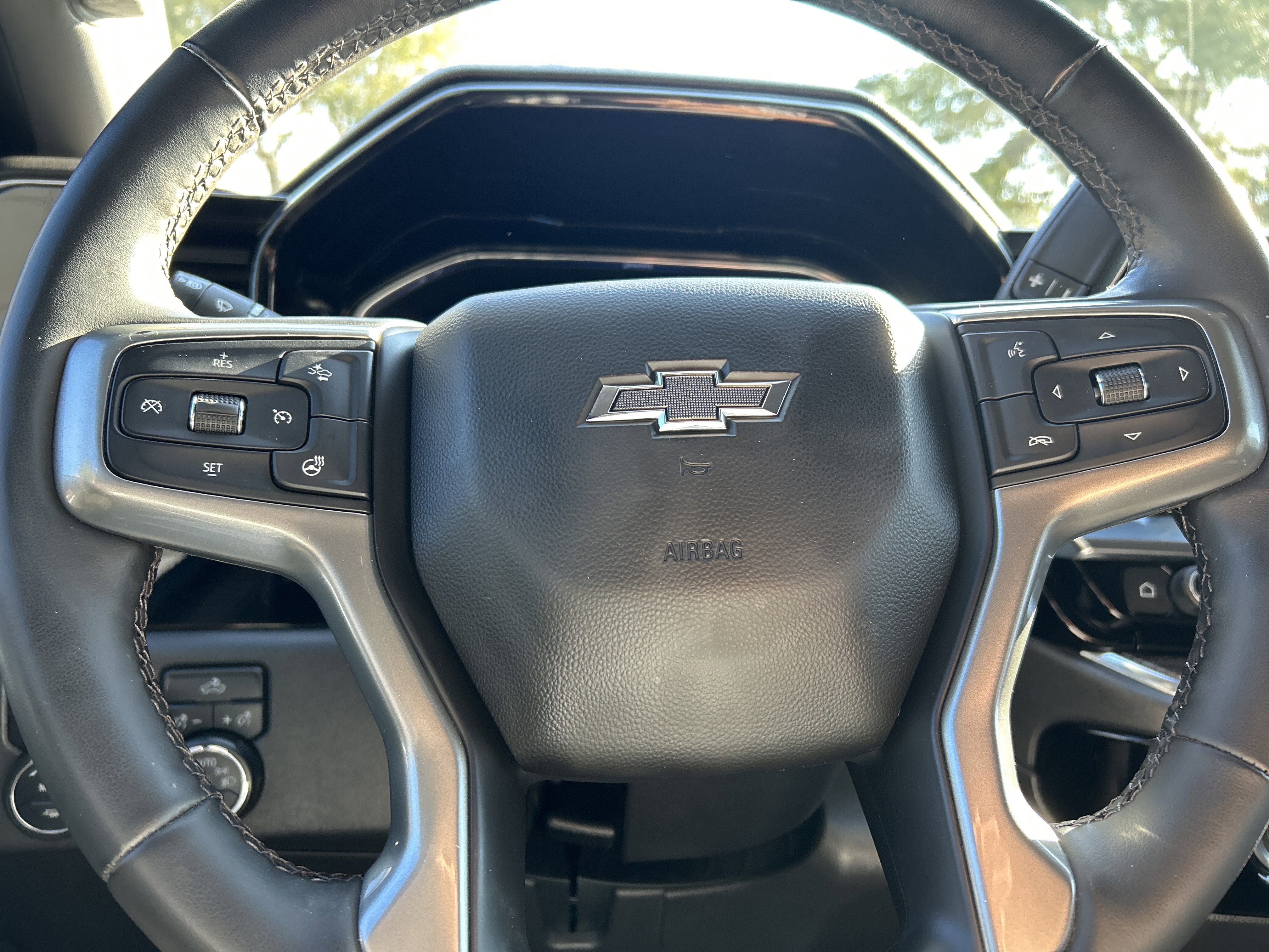 Used 2023 Chevrolet Silverado 1500 RST w/ Z71 Off-Road Package image 23