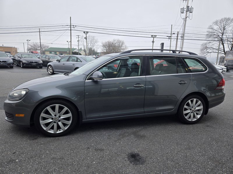 Used 2012 Volkswagen Jetta SportWagen image 6