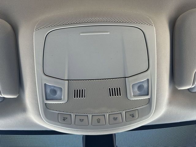 Used 2024 Ford Edge SEL image 19