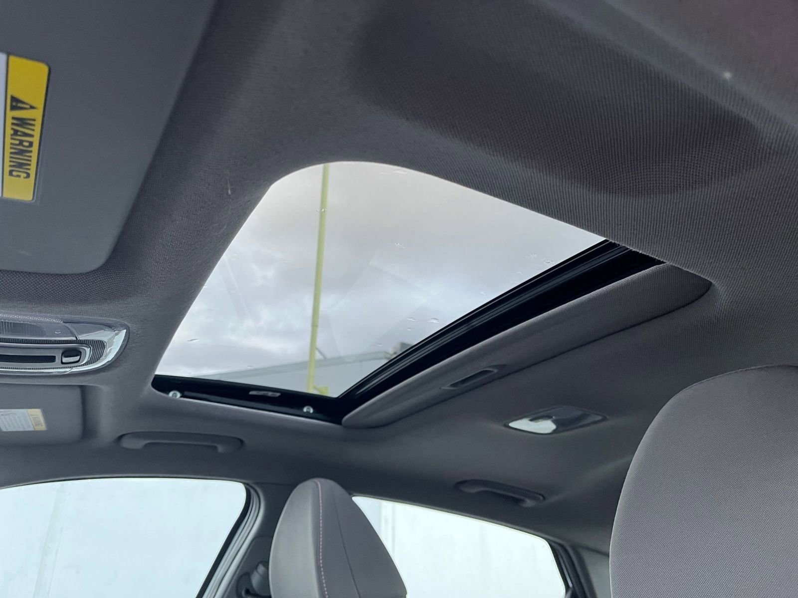 Used 2025 Hyundai Elantra SEL image 29