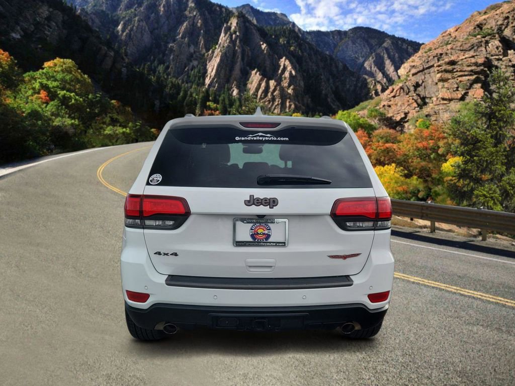 Used 2021 Jeep Grand Cherokee Trailhawk image 4