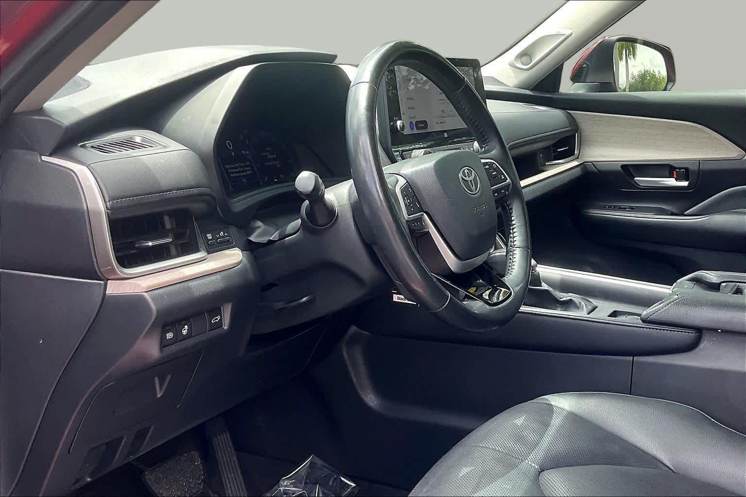 Certified 2024 Toyota Grand Highlander FWD image 15