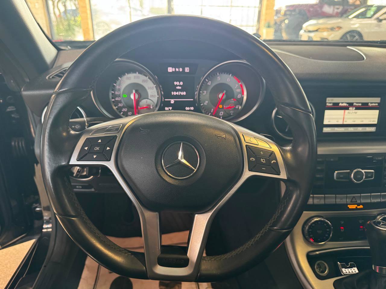 Used 2013 Mercedes-Benz SLK 250 image 19