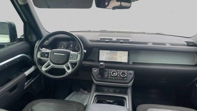 Used 2020 Land Rover Defender 110 First Edition AWD/4WD image 24