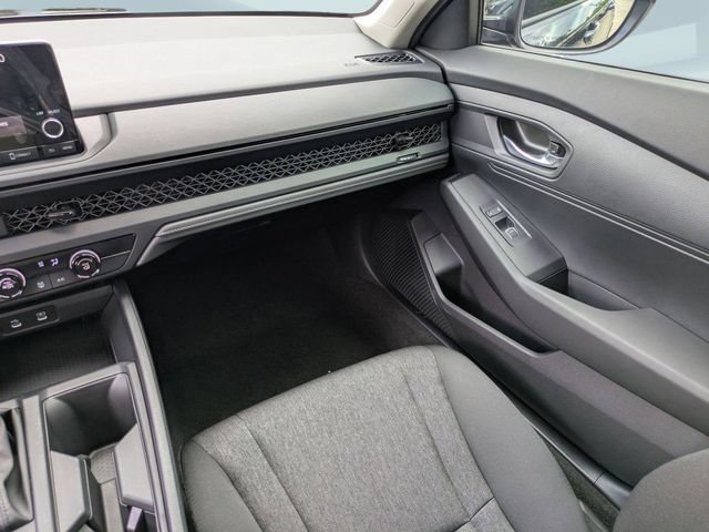 Used 2025 Honda Accord LX image 16