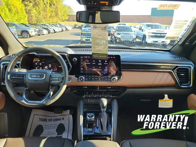 New 2026 GMC Canyon AT4 w/ AT4 Premium Package image 10