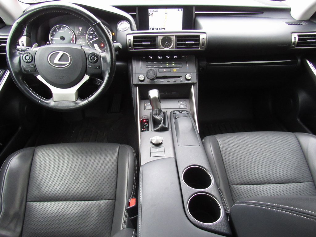 Used 2016 Lexus IS 300 AWD image 32