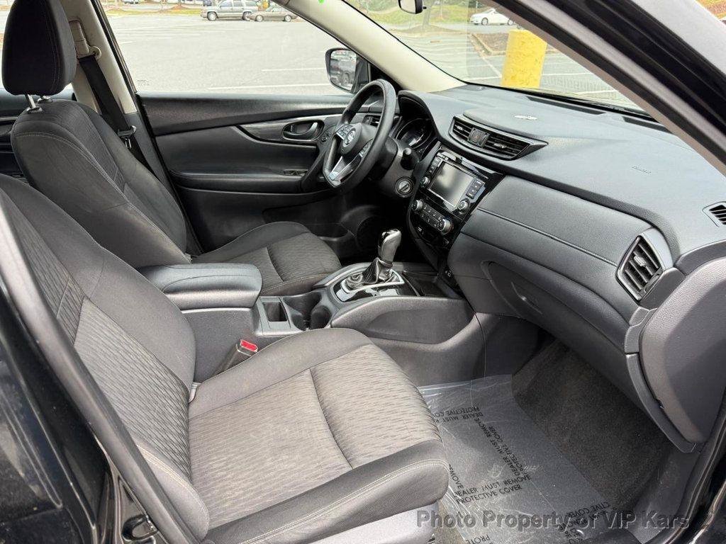 Used 2020 Nissan Rogue S AWD/4WD image 12
