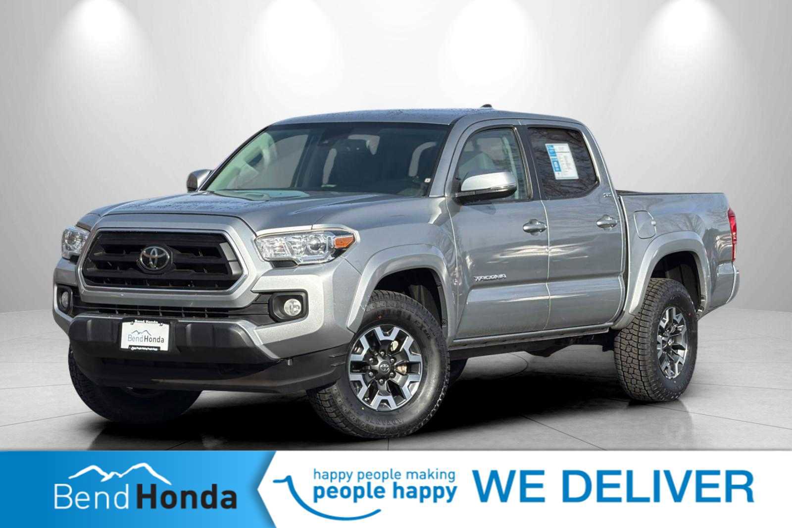 Used 2023 Toyota Tacoma SR5 w/ Technology Package image 1