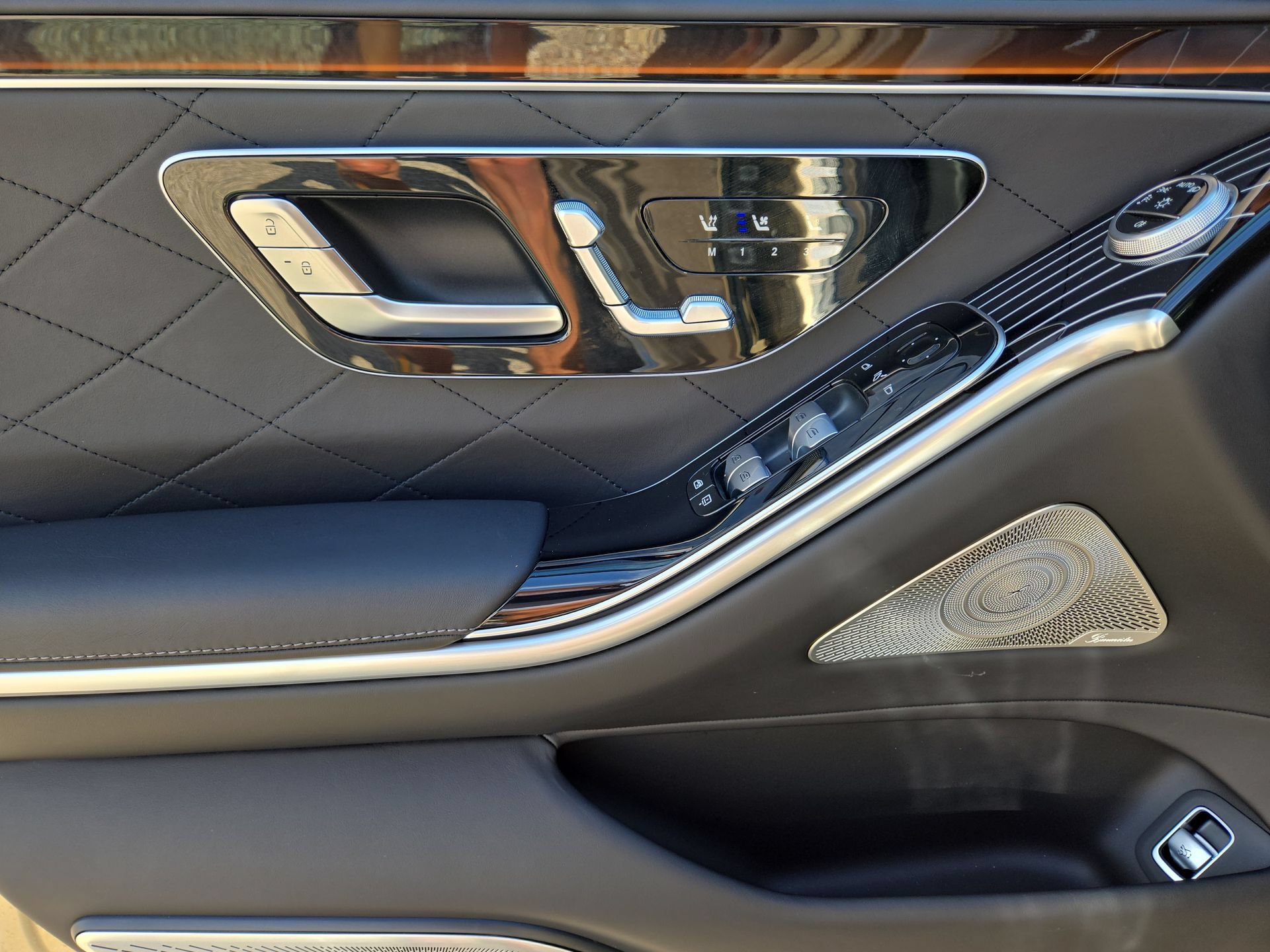 New 2026 Mercedes-Benz S 580 4MATIC Sedan image 15