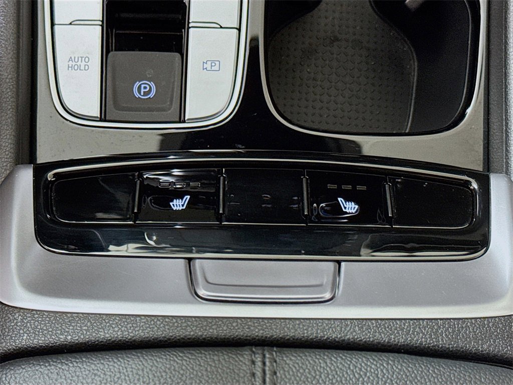 Used 2022 Hyundai Santa Cruz SEL image 18