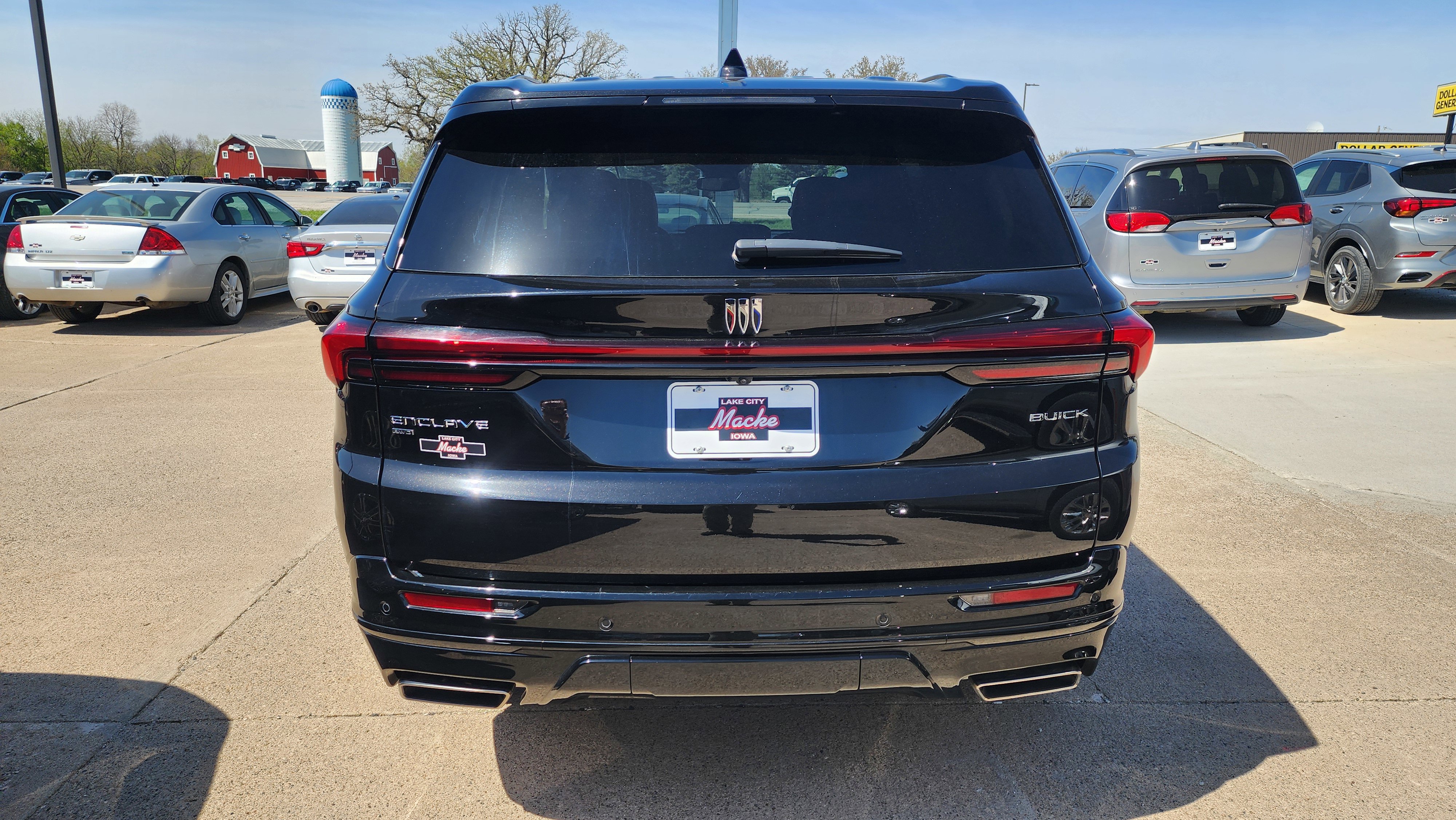 Used 2025 Buick Enclave Sport Touring AWD/4WD image 7