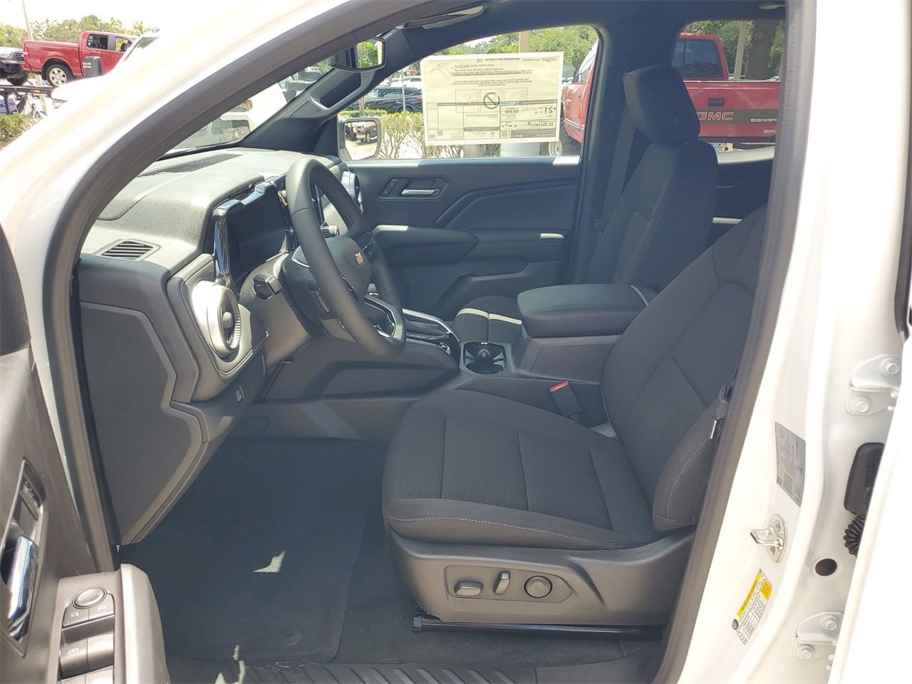 New 2026 Chevrolet Colorado LT image 15