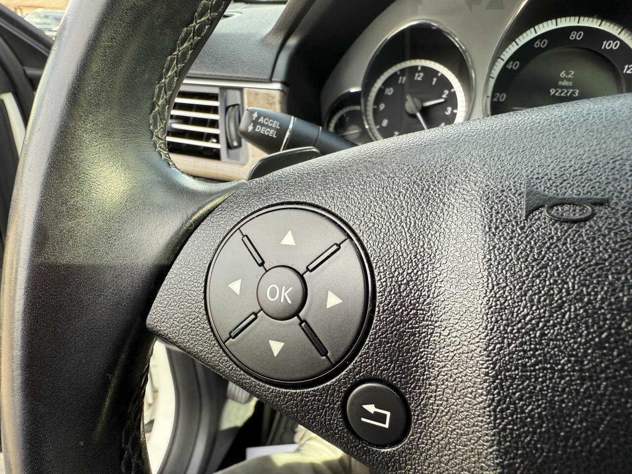 Used 2011 Mercedes-Benz E 350 Sedan image 66