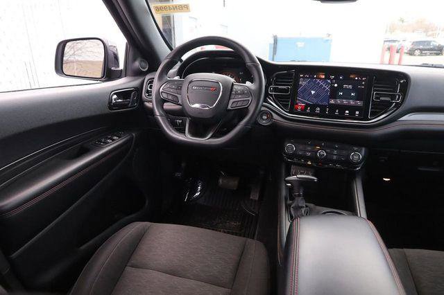 Used 2025 Dodge Durango GT image 23