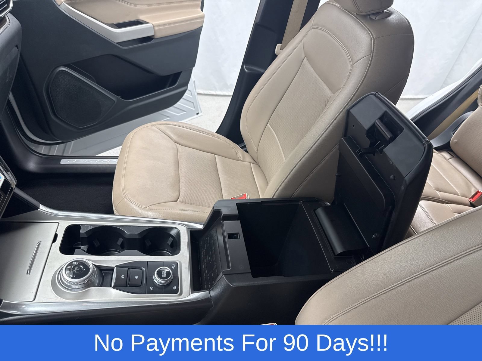 Used 2024 Ford Explorer Limited AWD/4WD image 19