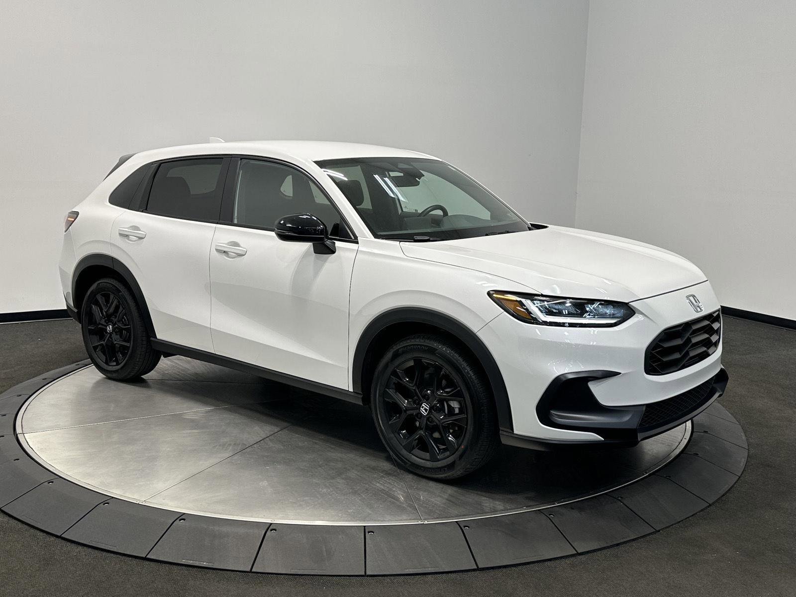 Certified 2025 Honda HR-V Sport image 1