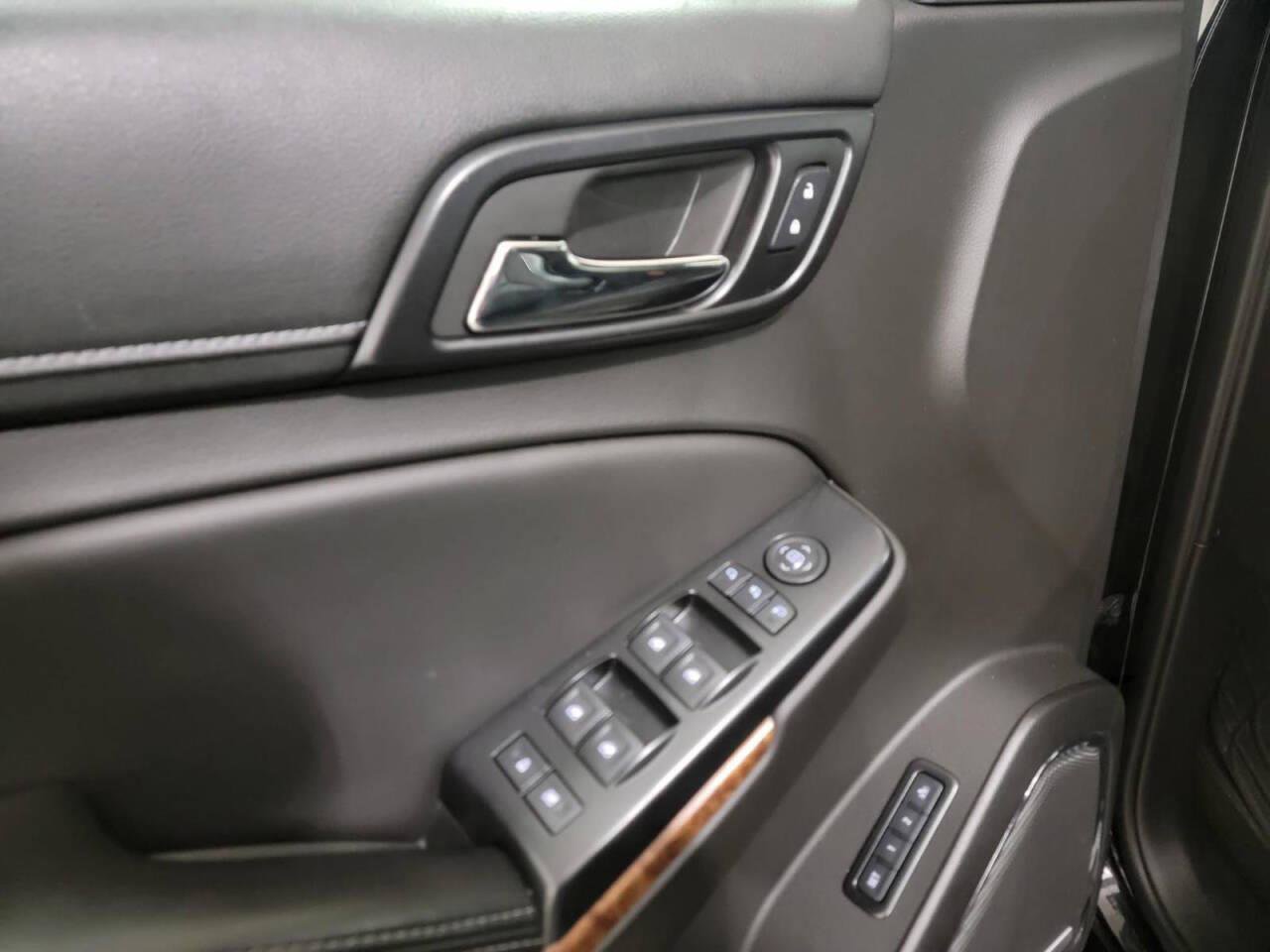 Used 2017 Chevrolet Tahoe Premier image 11
