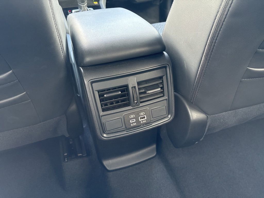 Certified 2025 Subaru Forester Premium AWD/4WD image 22