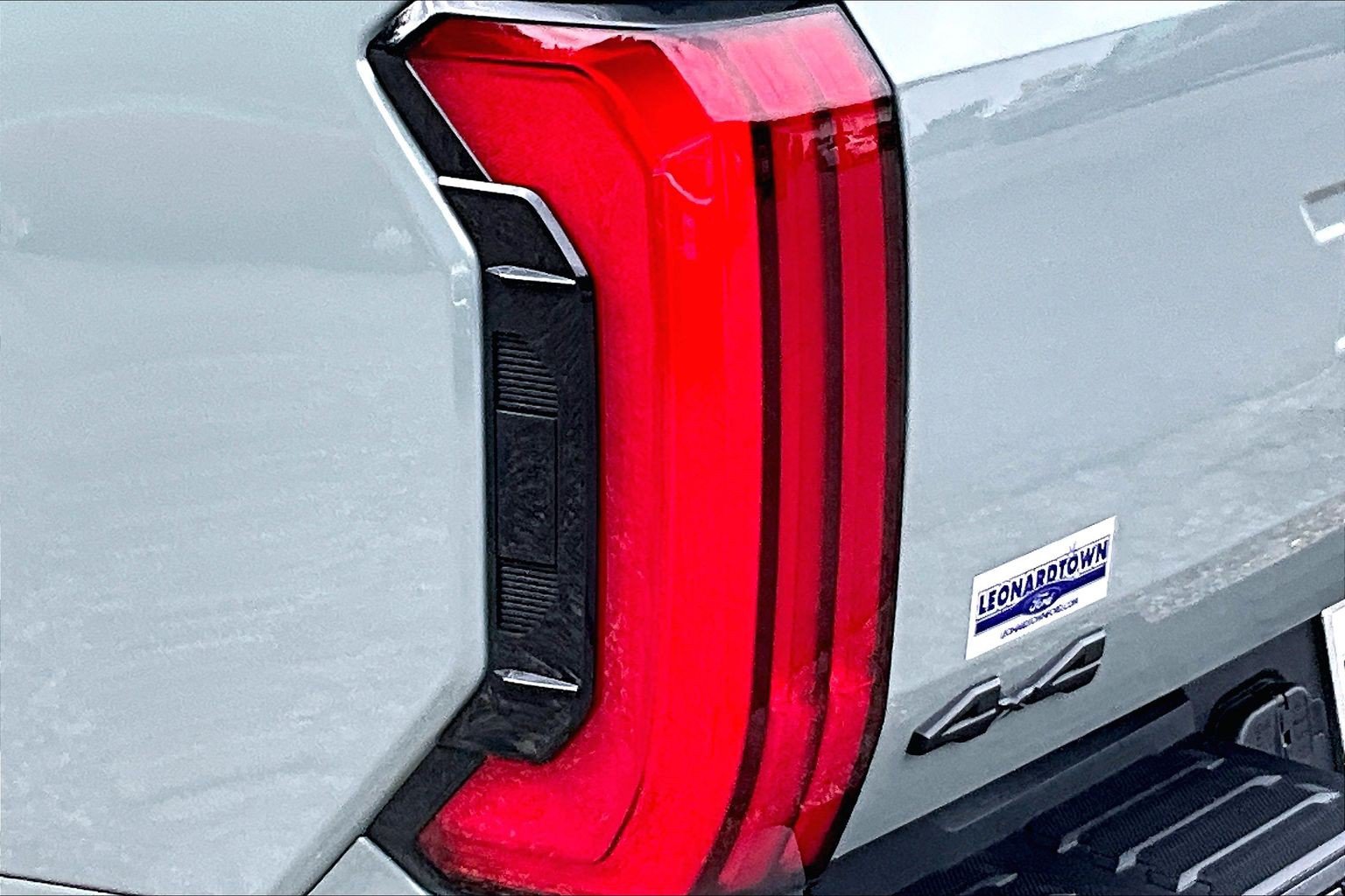 Used 2026 Toyota Tundra SR5 AWD/4WD image 32