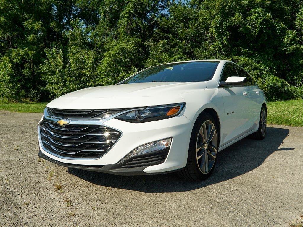 Used 2023 Chevrolet Malibu LT w/ Driver Confidence Package FWD image 6