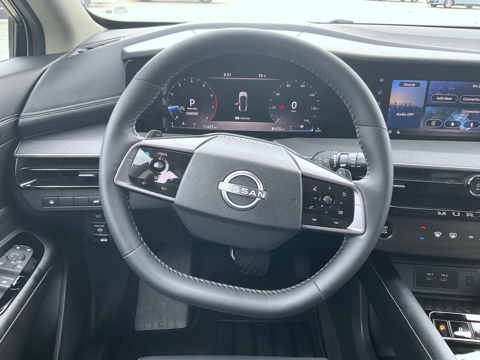 Certified 2025 Nissan Murano SV AWD/4WD image 14