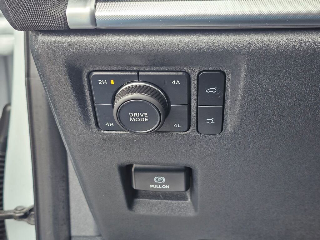 Used 2025 Ford Expedition Platinum AWD/4WD image 36