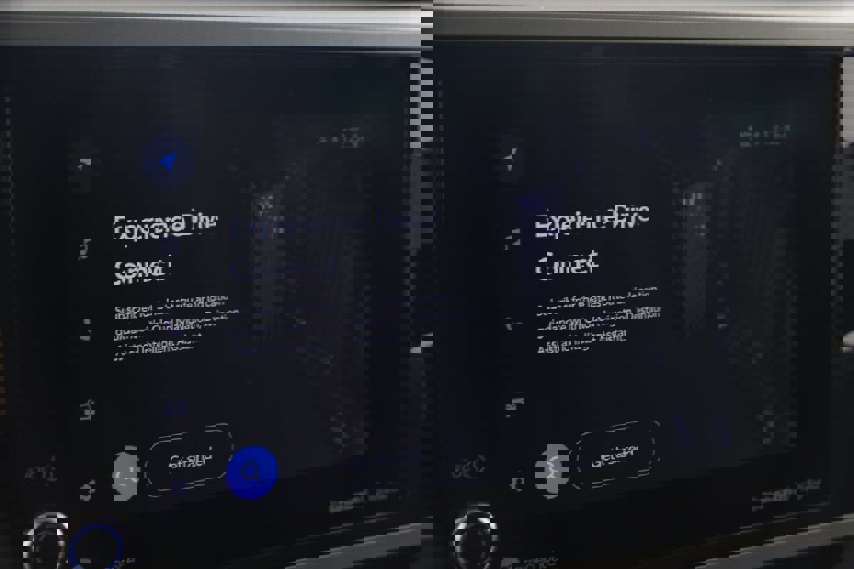 Used 2024 Toyota Sequoia Limited image 39