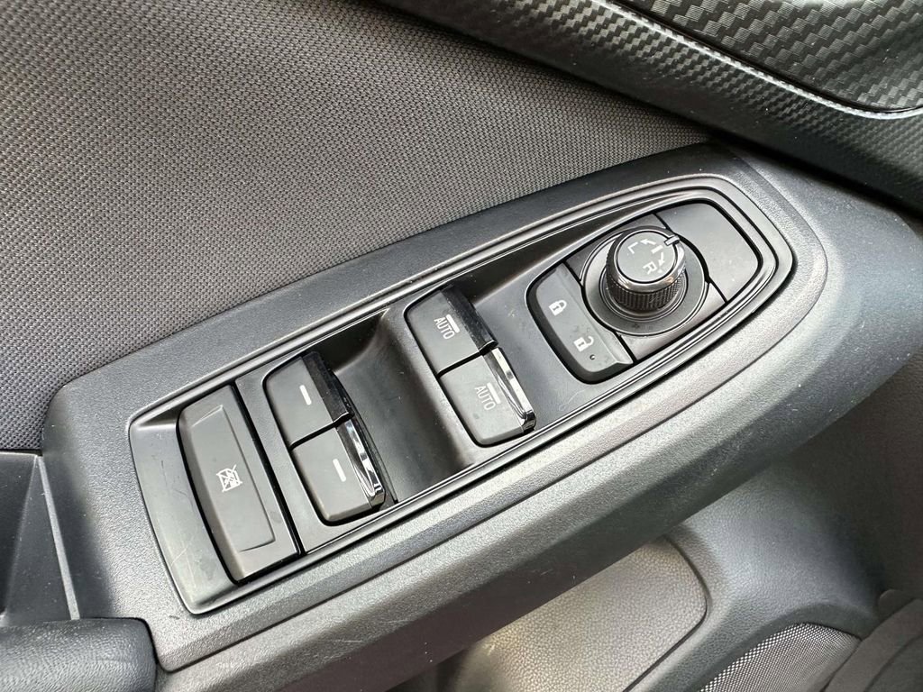 Used 2019 Subaru Crosstrek 2.0i Premium w/ Eyesight System image 33