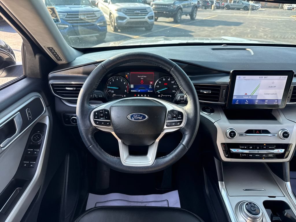Used 2023 Ford Explorer XLT w/ Equipment Group 202A AWD/4WD image 23