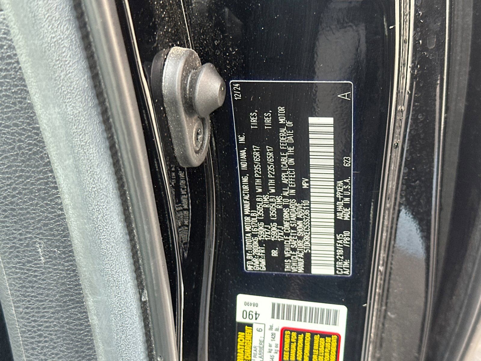 Used 2025 Toyota Sienna LE image 27