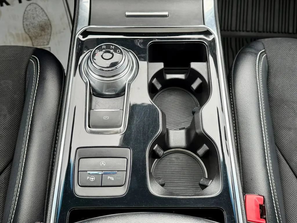 Used 2019 Ford Edge ST w/ Equipment Group 401A AWD/4WD image 24