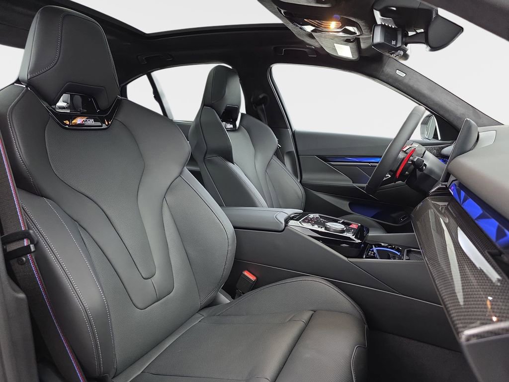 New 2026 BMW M5 image 9