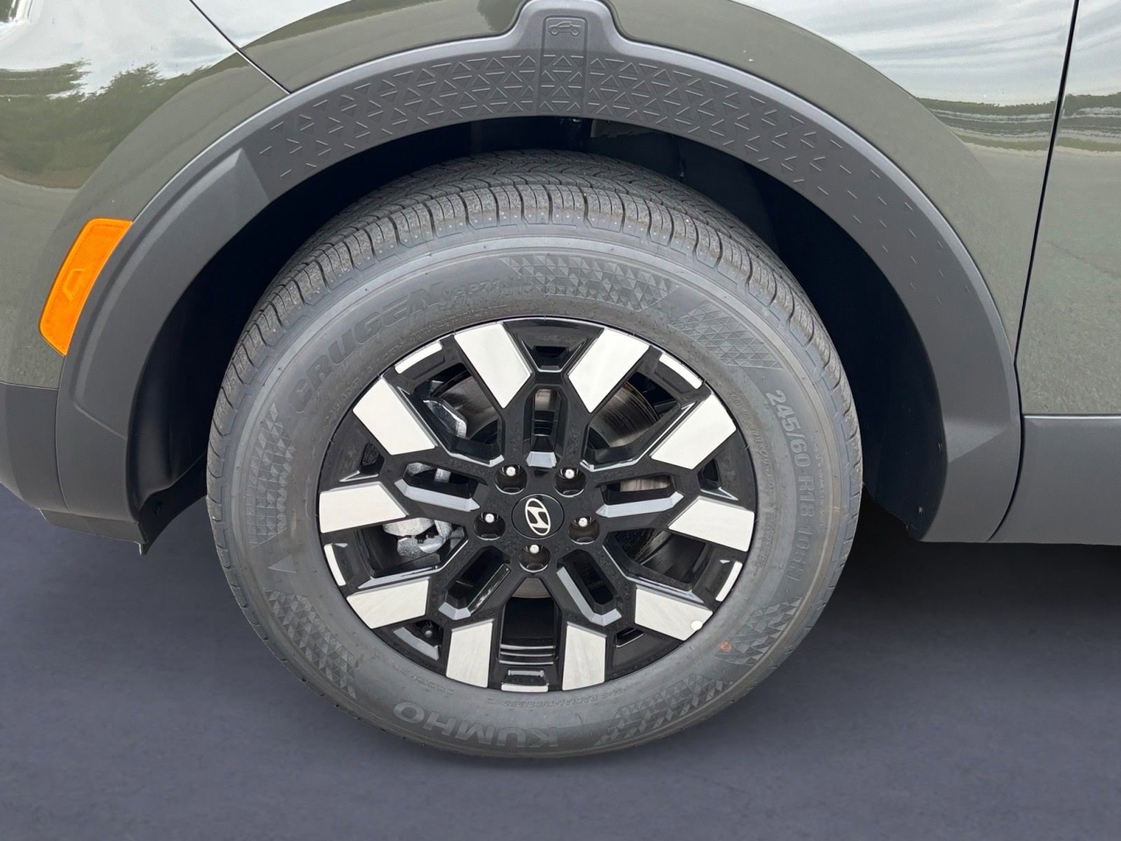 New 2026 Hyundai Santa Cruz SEL FWD image 9