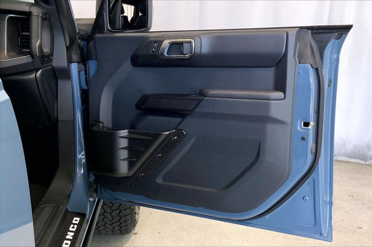 Used 2025 Ford Bronco Badlands AWD/4WD image 26