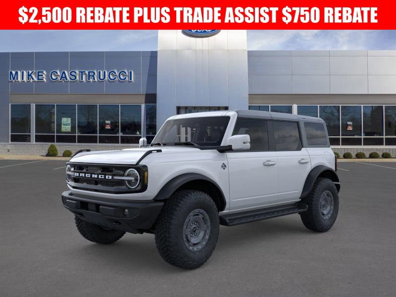 New 2025 Ford Bronco Outer Banks w/ Sasquatch Package