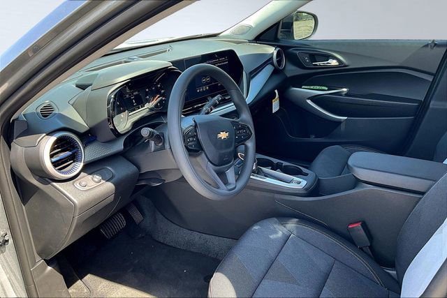 New 2026 Chevrolet Trax LS image 8