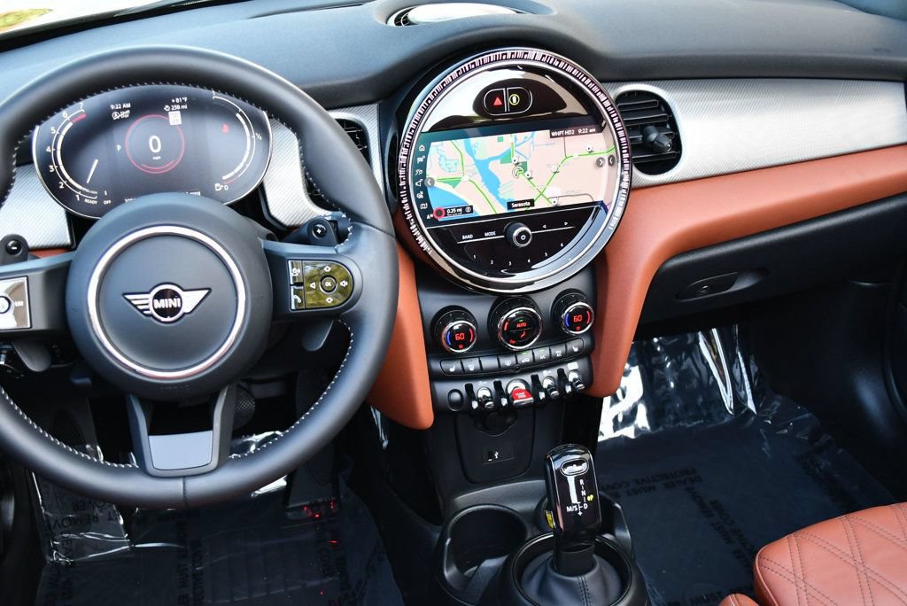 Used 2024 MINI Cooper S w/ Signature Upholstery Package FWD image 62
