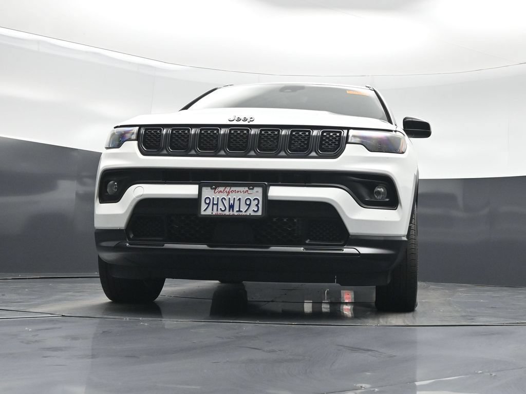 Used 2023 Jeep Compass Latitude AWD/4WD image 41