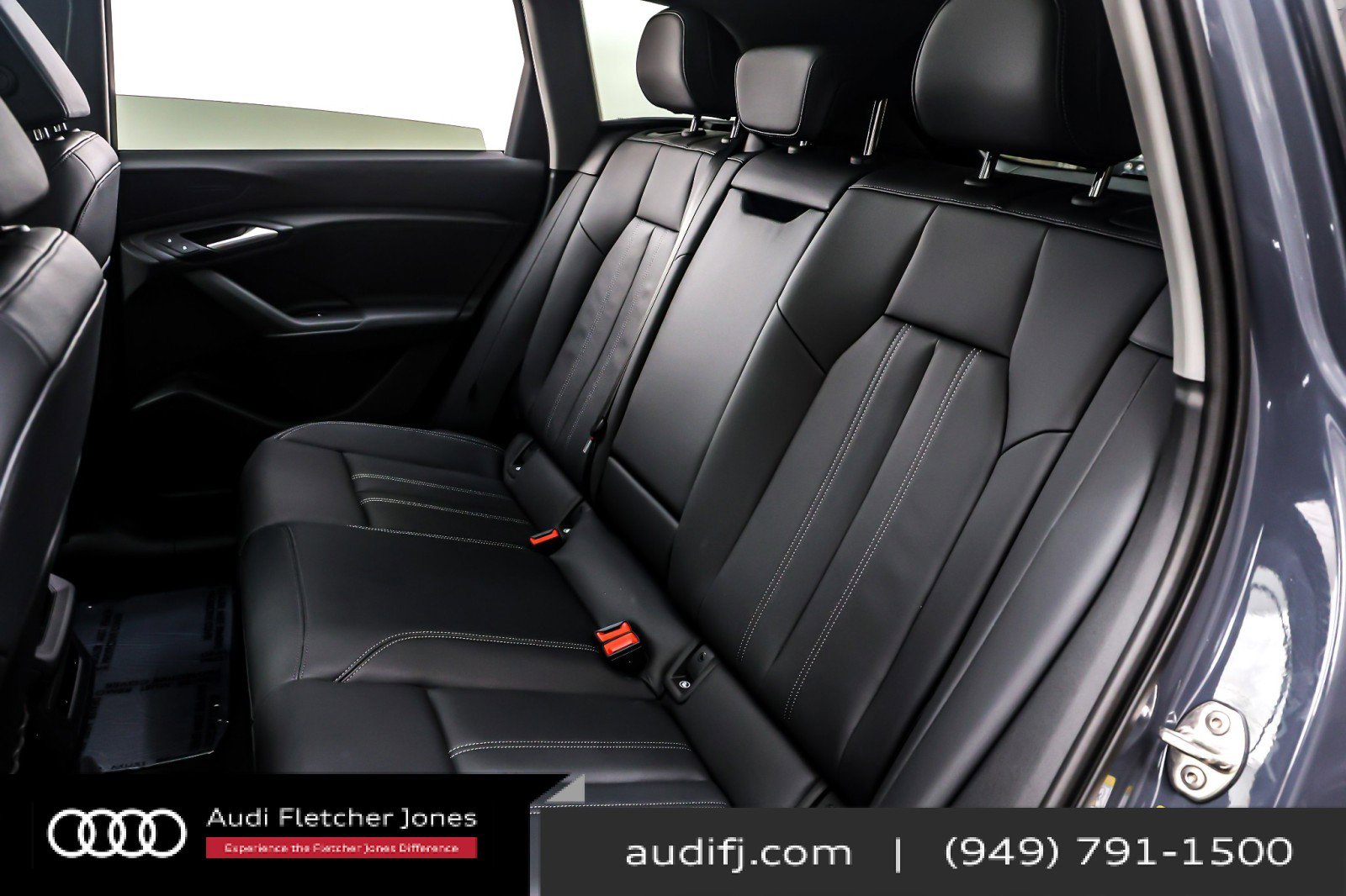 Used 2025 Audi Q6 e-tron Premium w/ Convenience Package image 8