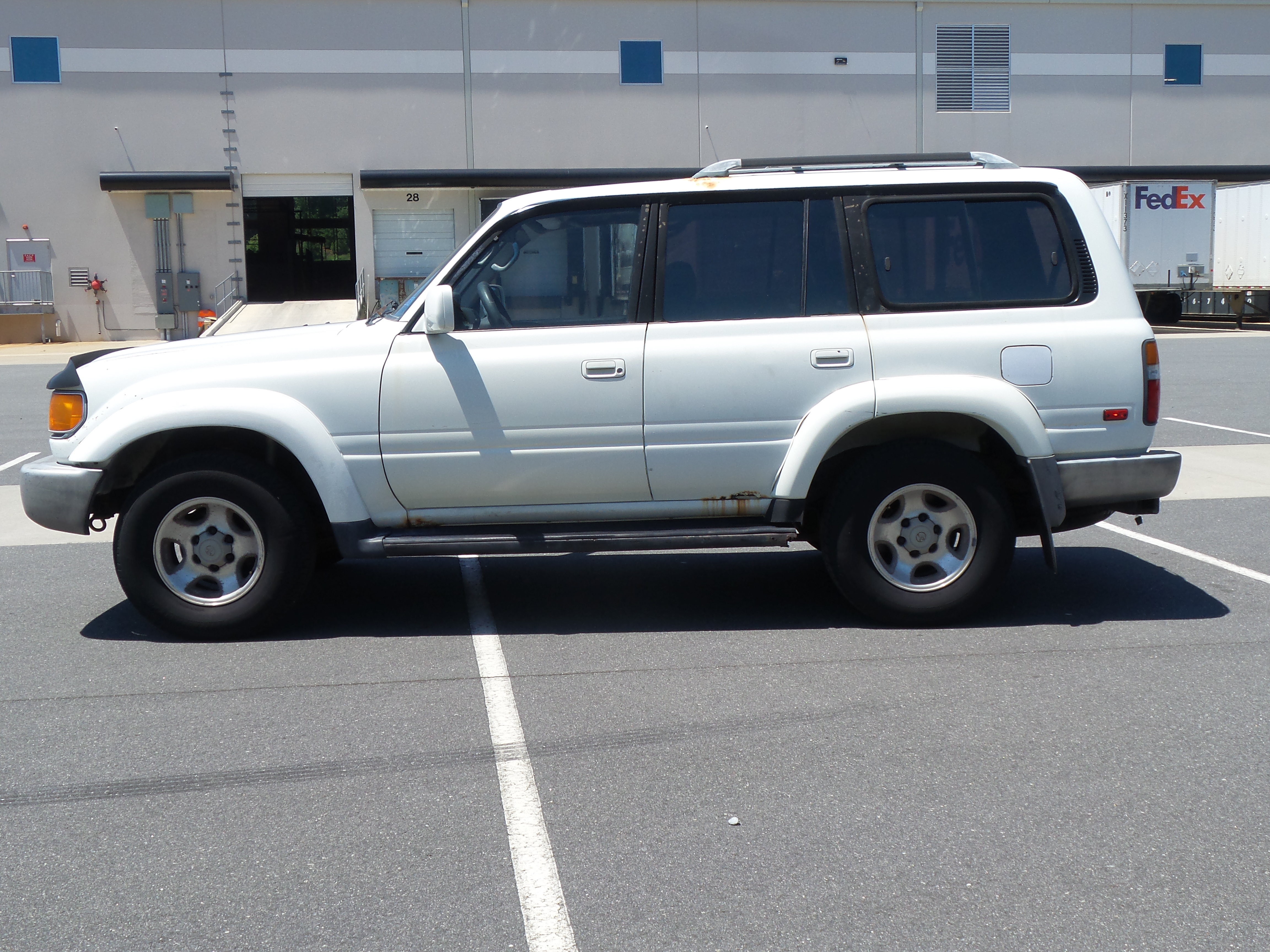 Used 1997 Toyota Land Cruiser w/ Leather Trim Pkg AWD/4WD image 2